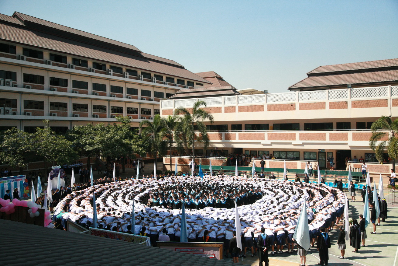 GraduationMattayom2014_002